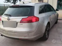 Usata Opel Insignia 174 CV (127 kW) 2015 Grigio Station wagon