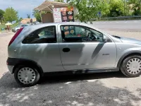 Usata Opel Corsa 58 CV (42 kW) 2001 Grigio Utilitaria