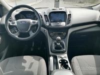 Usata Ford Kuga Titanium 120 CV (88 kW) 2015 Bianco SUV