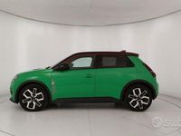 Nuova Renault 5 E-Tech Komfort 110 kW (150 CV) 2025 Verde Berlina