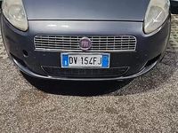 Usado Fiat Grande Punto 65 HP (47 kW) 2009 Preto Citadino