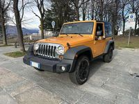 Usata Jeep Wrangler Sport 200 CV (147 kW) 2013 Arancione SUV