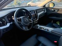 Usata Volvo XC60 Inscription 190 CV (139 kW) 2022 Blu/azzurro SUV