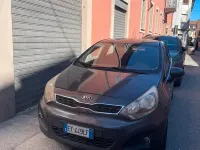 Begagnad Kia Rio 85 HK (62 kW) 2015 Grå Sedan