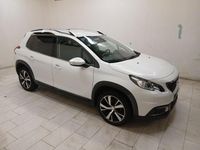 Usata Peugeot 2008 Allure 100 CV (73 kW) 2017 Bianco SUV
