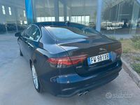 Usata Jaguar XE 180 CV (132 kW) 2019 Blu Berlina
