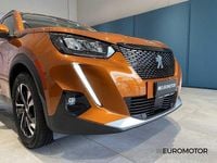 Usata Peugeot 2008 Allure 102 CV (75 kW) 2021 Arancione SUV