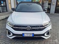 Usata VW T-Roc R-line 150 CV (110 kW) 2022 Pure white / nero SUV