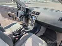 Usata Volvo C30 Momentum 109 CV (80 kW) 2007 Grigio Utilitaria