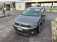 Usata VW Touran Comfortline 105 CV (77 kW) 2013 Grigio Monovolume