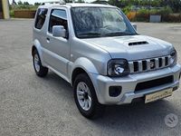 Usata Suzuki Jimny 85 CV (62 kW) 2013 Grigio SUV