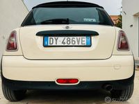 Begagnad Mini ONE 75 HK (55 kW) 2009 Halvkombi