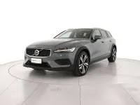 Usata Volvo V60 CC Plus 197 CV (144 kW) 2023 Grigio Station wagon