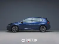 Usata VW Golf VIII Life 110 CV (80 kW) 2023 Blu Berlina