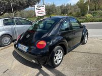 Usata VW New Beetle 101 CV (74 kW) 2004 Nero Utilitaria