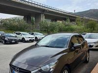 Usata Mazda 2 Evolve 105 CV (77 kW) 2016 Marrone Utilitaria