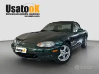 Usata Mazda MX5 110 CV (80 kW) 1998 Verde Cabrio