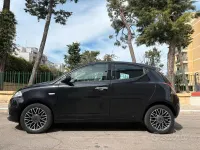 Usata Lancia Ypsilon 95 CV (69 kW) 2017 Nero Utilitaria