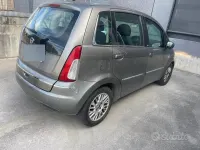 Usata Lancia Musa 2011 Grigio Monovolume
