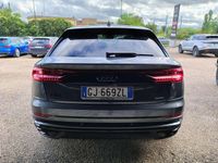 Usata Audi Q8 Sport 340 CV (250 kW) 2022 Grigio SUV