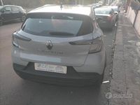 Usata Renault Captur Equilibre 100 CV (73 kW) 2024 Grigio SUV