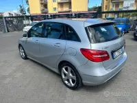 Usata Mercedes B200 Premium 136 CV (100 kW) 2013 Grigio Utilitaria