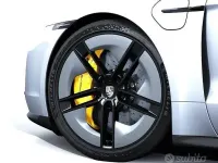 Usata Porsche Taycan 698 kW (950 CV) 2024 Grigio Berlina
