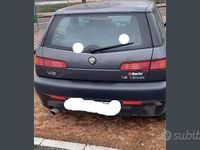 Usata Alfa Romeo 145 120 CV (88 kW) 1997 Utilitaria