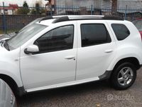 Usata Dacia Duster Lauréate 110 CV (80 kW) 2011 Bianco SUV