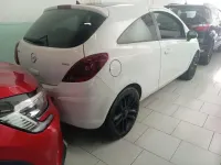 Usata Opel Corsa 75 CV (55 kW) 2011 Bianco Utilitaria