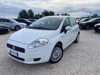 Usata Fiat Grande Punto Dynamic 65 CV (47 kW) 2008 Bianco Utilitaria