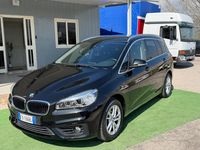 Begagnad BMW 218 Efficient Dynamics 150 HK (110 kW) 2017 Svart Minibuss