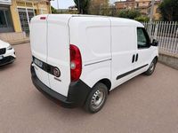 Usata Fiat Doblò 95 CV (69 kW) 2021 Bianco Monovolume