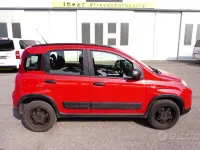 Usata Fiat Panda 4x4 85 CV (62 kW) 2019 Rosso Utilitaria