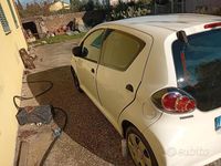 Usata Toyota Aygo 69 CV (50 kW) 2011 Bianco Utilitaria