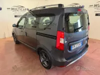 Gebraucht Dacia Dokker Stepway 90 PS (66 kW) 2017 Grau Van / Kleinbus