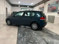 Usata VW Golf VI Comfortline 105 CV (77 kW) 2011 Blu Utilitaria