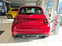 Nuova Fiat 500 Icon 65 CV (47 kW) 2026 Rosso Utilitaria