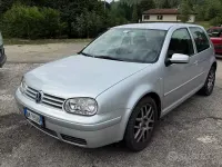 Usata VW Golf IV Highline 130 CV (95 kW) 2001 Grigio Berlina