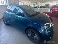 Usata Fiat 500e La Prima 86 kW (118 CV) 2020 Blu Berlina