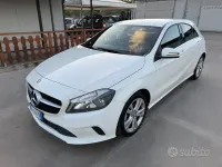 Usata Mercedes A180 109 CV (80 kW) 2016 Bianco Utilitaria