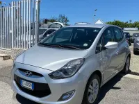 Usata Hyundai ix20 Comfort 90 CV (66 kW) 2013 Grigio Utilitaria