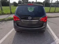 Usata Opel Meriva 95 CV (69 kW) 2011 Marrone Monovolume