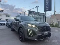 Usata Peugeot 2008 Allure 131 CV (96 kW) 2023 Grigio SUV