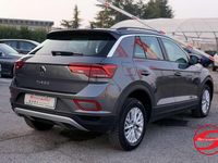 Usata VW T-Roc Life 150 CV (110 kW) 2022 Grigio SUV