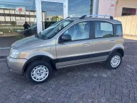 Usata Fiat Panda 4x4 Climbing 69 CV (50 kW) 2011 Oro Utilitaria