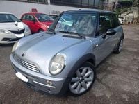 Usata Mini Cooper 116 CV (85 kW) 2002 Argento Utilitaria
