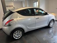 Usata Lancia Ypsilon S 95 CV (69 kW) 2012 Argento Utilitaria