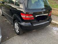Usata Mercedes 200 Chrome 140 CV (102 kW) 2008 Nero Monovolume