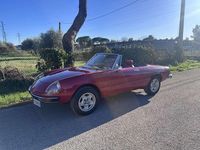 Usata Alfa Romeo Spider Veloce 114 CV (83 kW) 1970 Rosso Cabrio